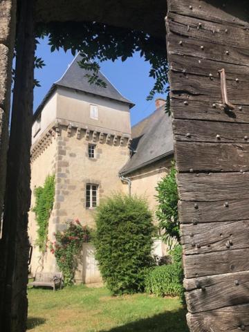 Chateau De Montautre Fromental Bagian luar foto